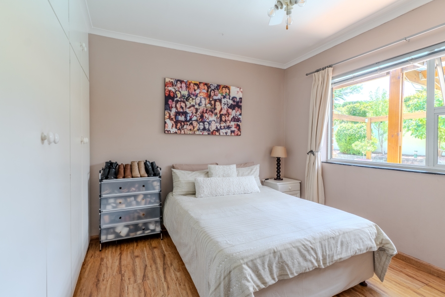 3 Bedroom Property for Sale in Helderrand Western Cape